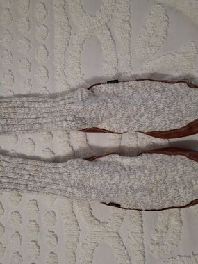 Acorn Gray Knit Slipper Socks with Brown Trim